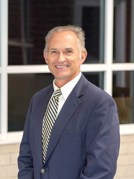 Tommy Yevak